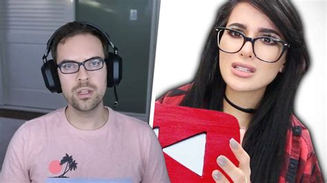 SSSniperwolf demonetised on YouTube over doxxing accusations.